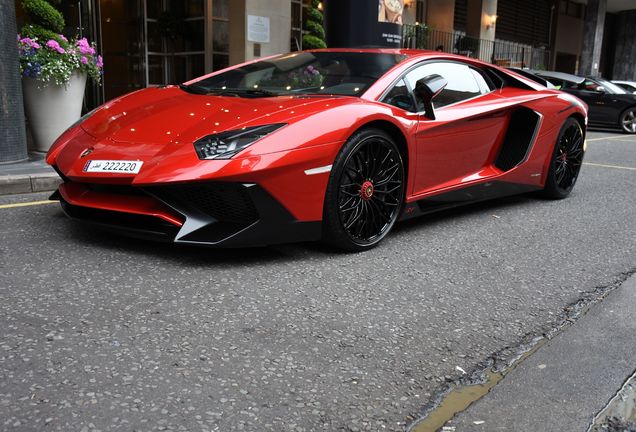 Lamborghini Aventador LP750-4 SuperVeloce