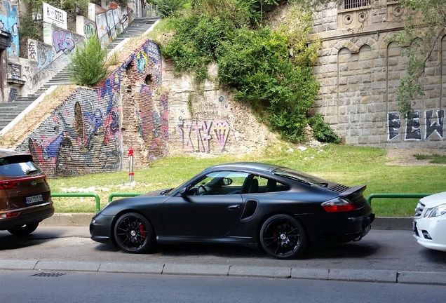 Porsche 996 Turbo