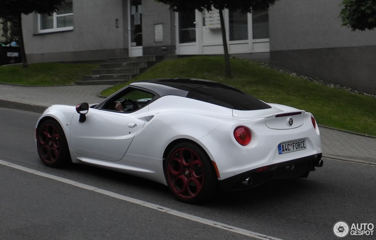 Alfa Romeo 4C Coupé