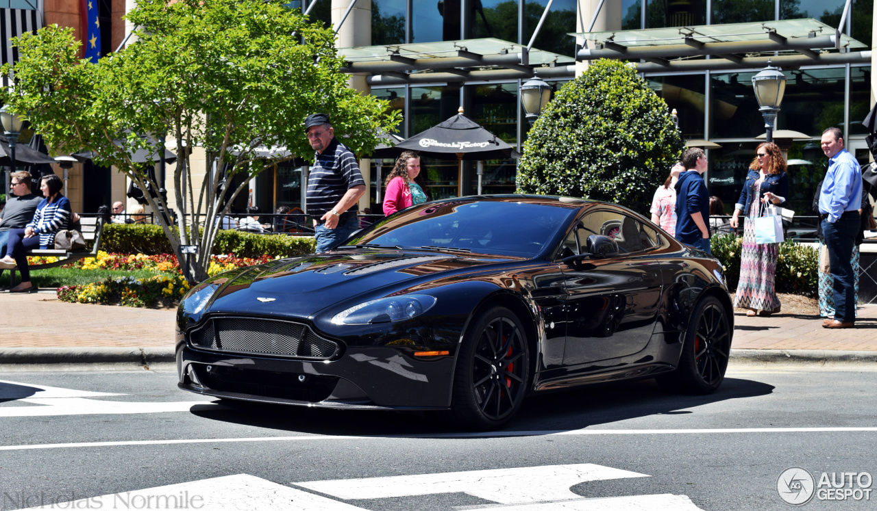 Aston Martin V12 Vantage S