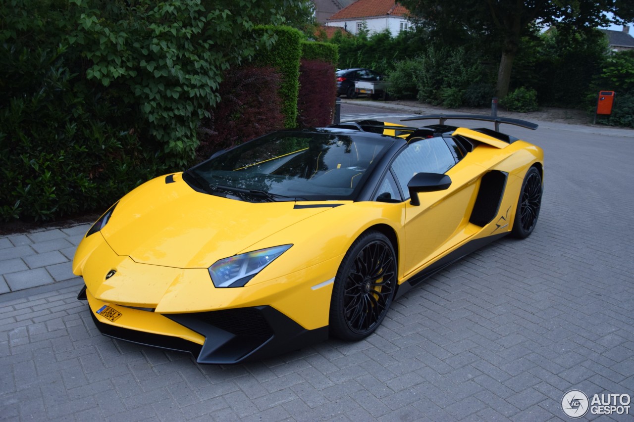 Lamborghini Aventador LP750-4 SuperVeloce Roadster