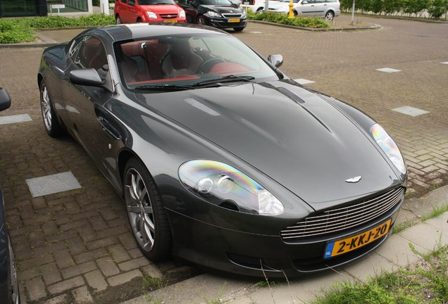 Aston Martin DB9