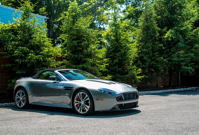 Aston Martin V12 Vantage S Roadster