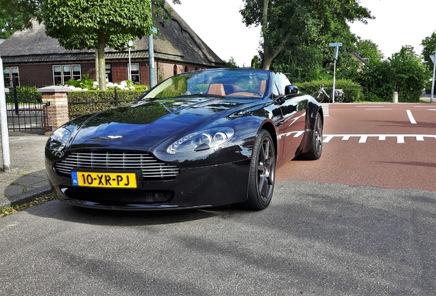 Aston Martin V8 Vantage Roadster