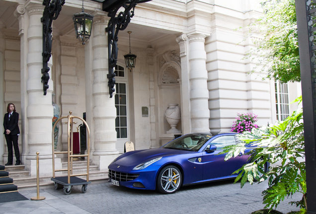 Ferrari FF