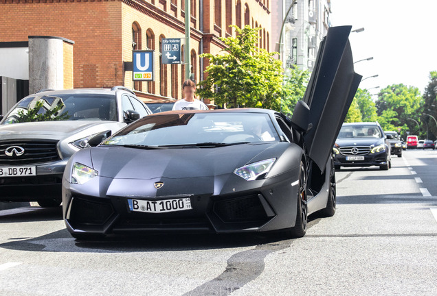 Lamborghini Aventador LP700-4