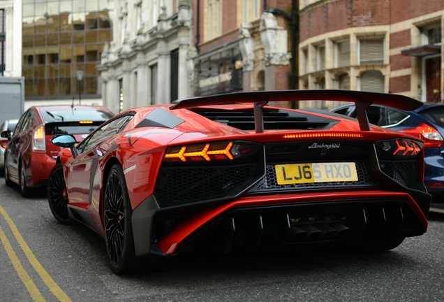 Lamborghini Aventador LP750-4 SuperVeloce