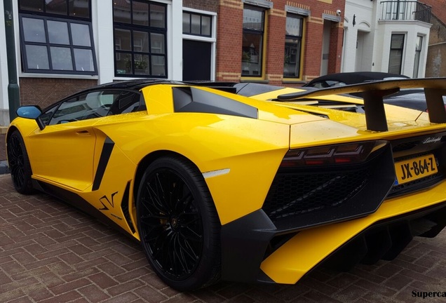 Lamborghini Aventador LP750-4 SuperVeloce Roadster