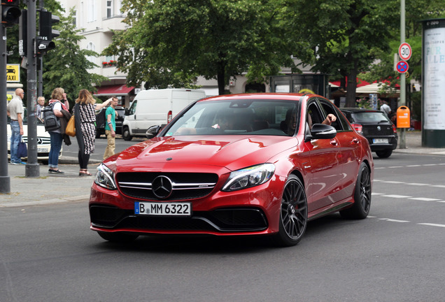 Mercedes-AMG C 63 S W205