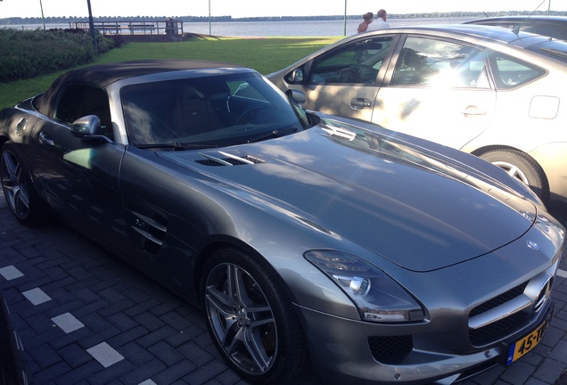 Mercedes-Benz SLS AMG Roadster