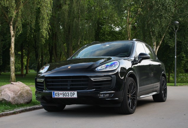 Porsche 958 Cayenne GTS MkII