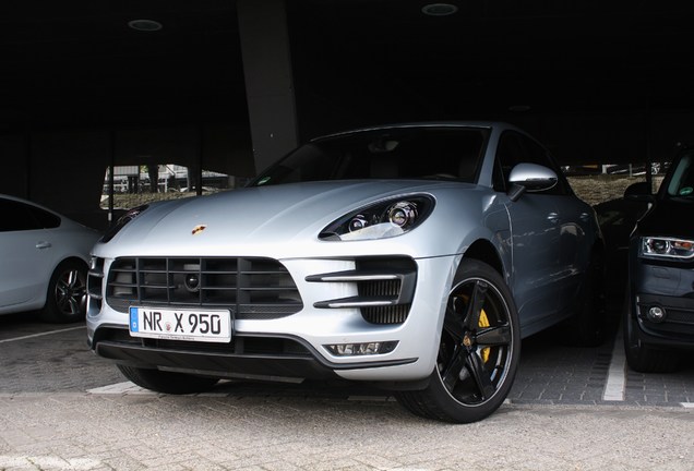 Porsche 95B Macan Turbo