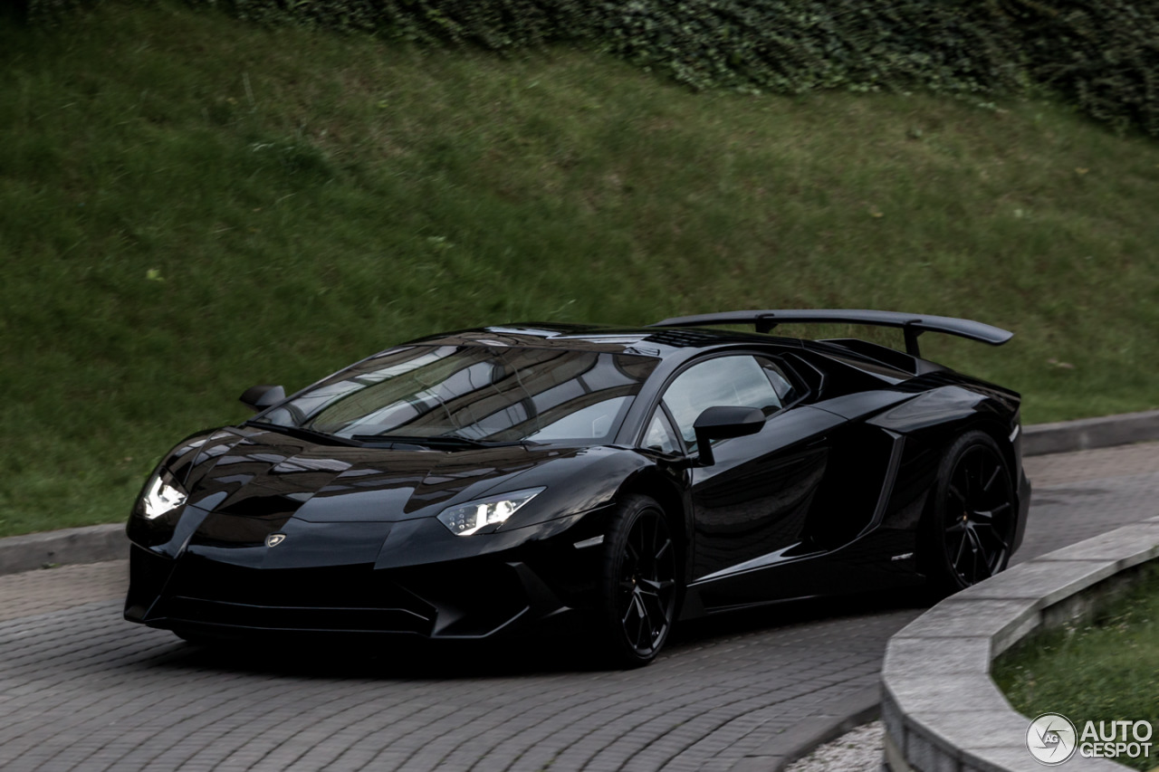 Lamborghini Aventador LP750-4 SuperVeloce