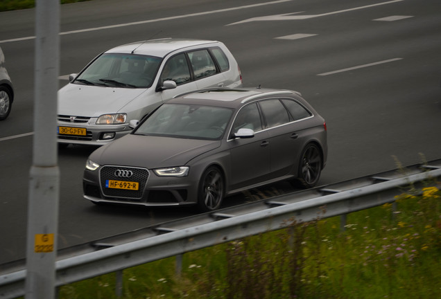 Audi RS4 Avant B8