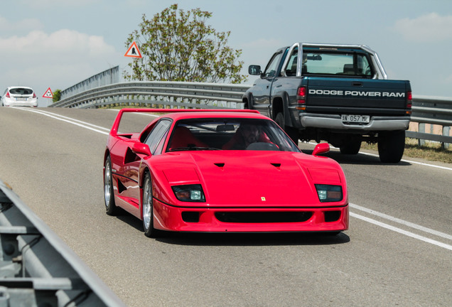 Ferrari F40