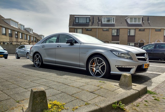 Mercedes-Benz CLS 63 AMG S C218