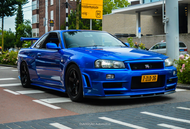 Nissan Skyline R34 GT-R V-Spec - 22 May 2021 - Autogespot, nissan