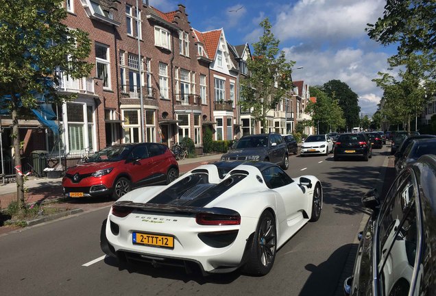 Porsche 918 Spyder Weissach Package