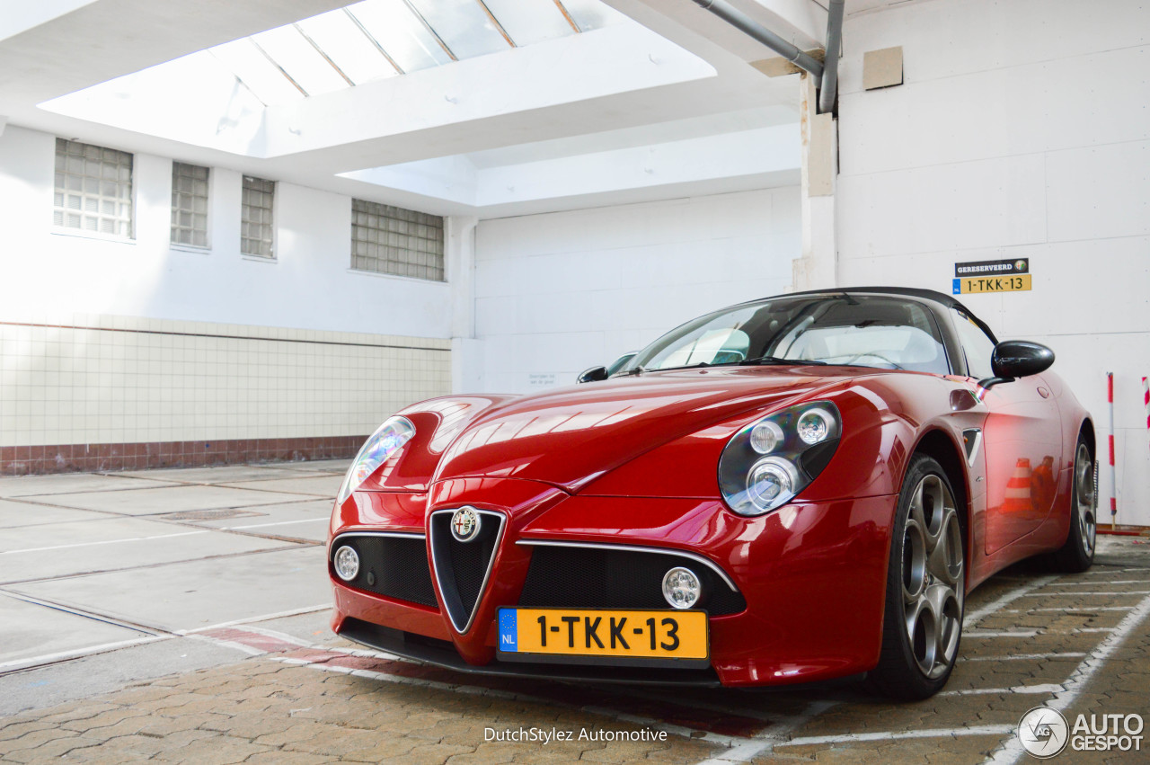 Alfa Romeo 8C Spider