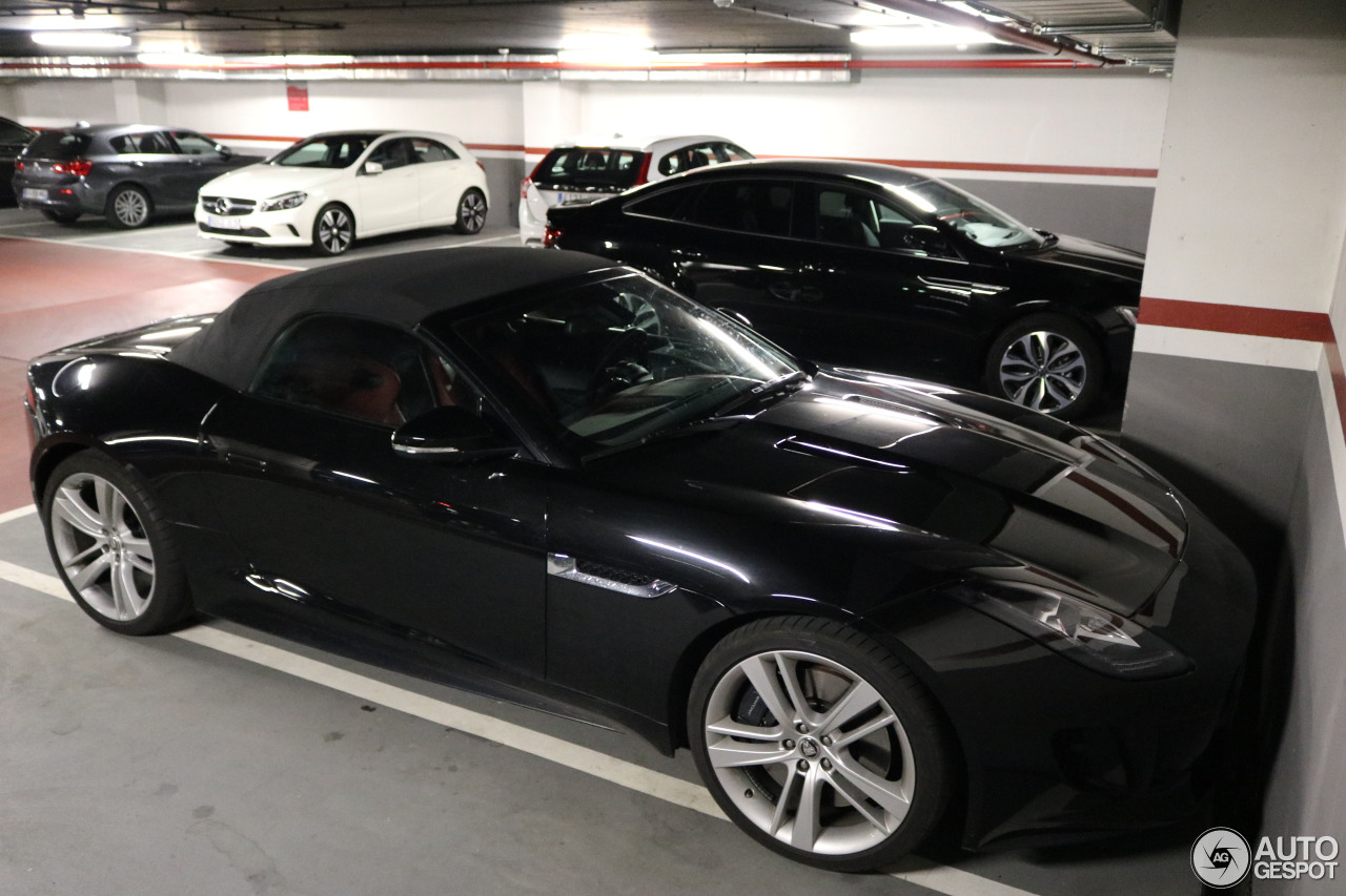 Jaguar F-TYPE S V8 Convertible