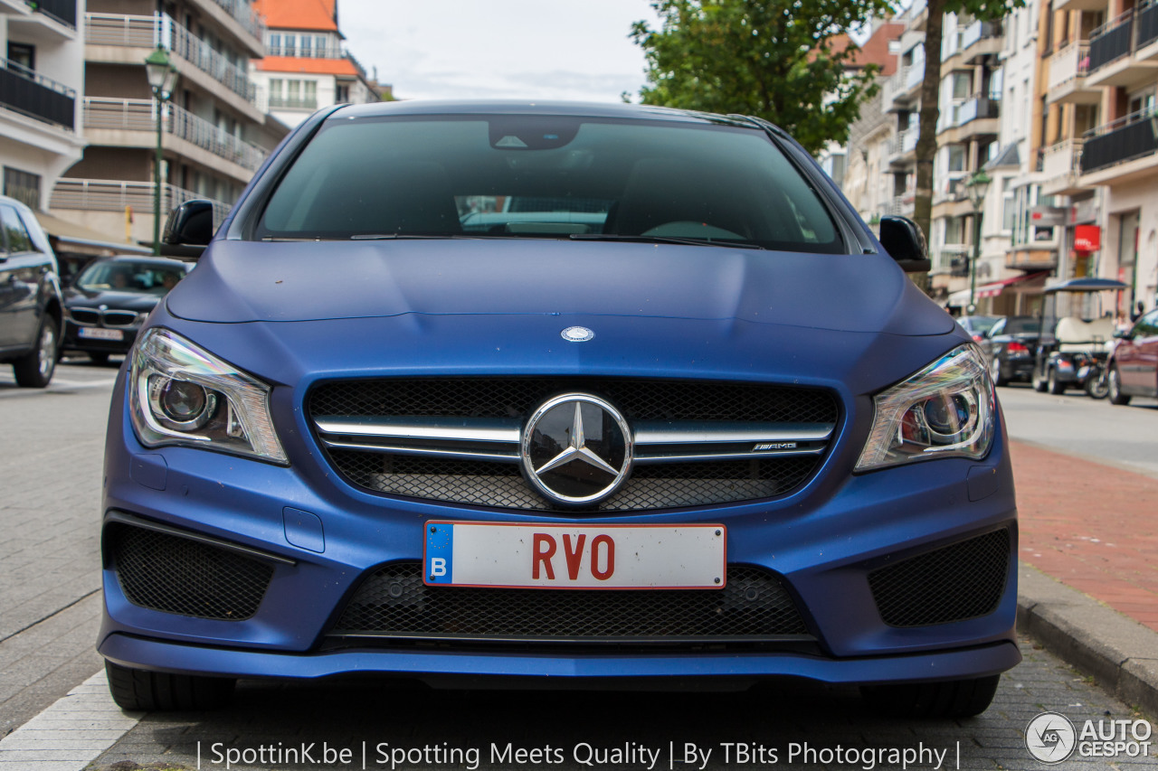 Mercedes-Benz CLA 45 AMG Shooting Brake