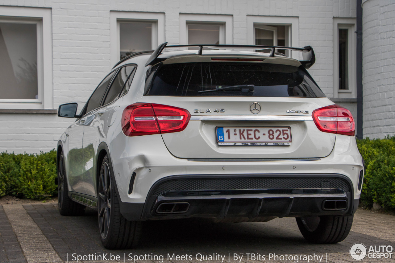 Mercedes-Benz GLA 45 AMG X156