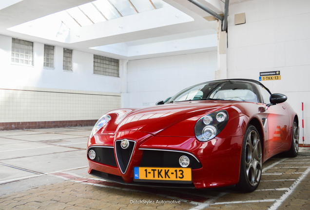 Alfa Romeo 8C Spider