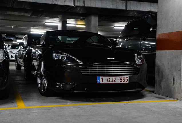 Aston Martin Virage 2011