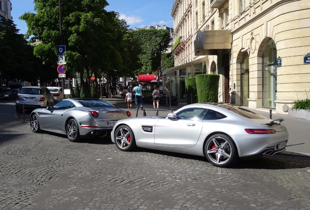 Ferrari California T