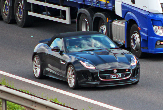 Jaguar F-TYPE S V8 Convertible