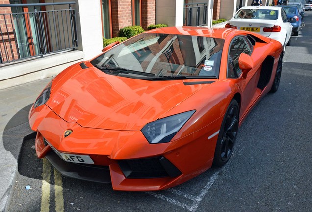 Lamborghini Aventador LP700-4