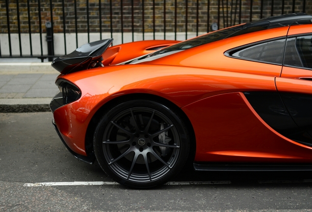 McLaren P1