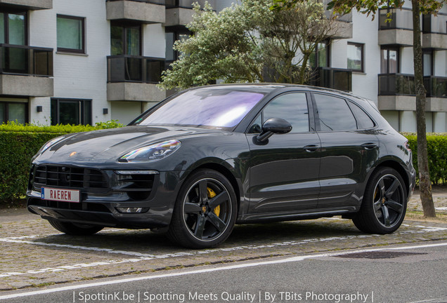 Porsche 95B Macan GTS