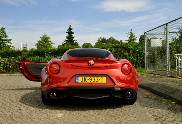 Alfa Romeo 4C Coupé