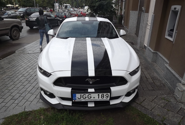 Ford Mustang GT 2015