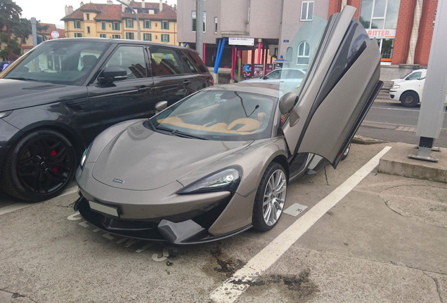 McLaren 570S