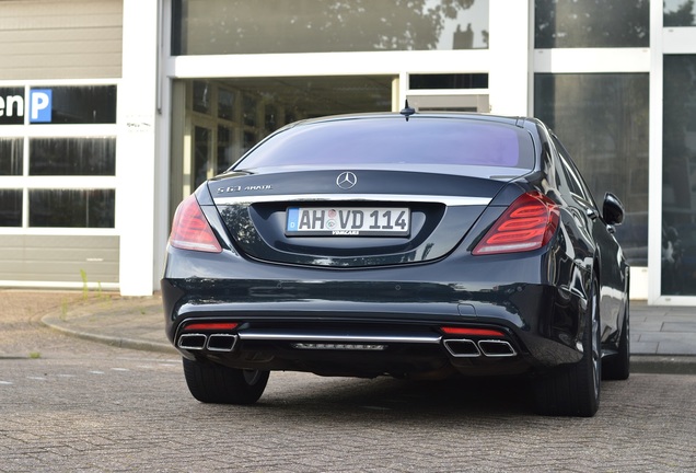 Mercedes-Benz S 63 AMG V222