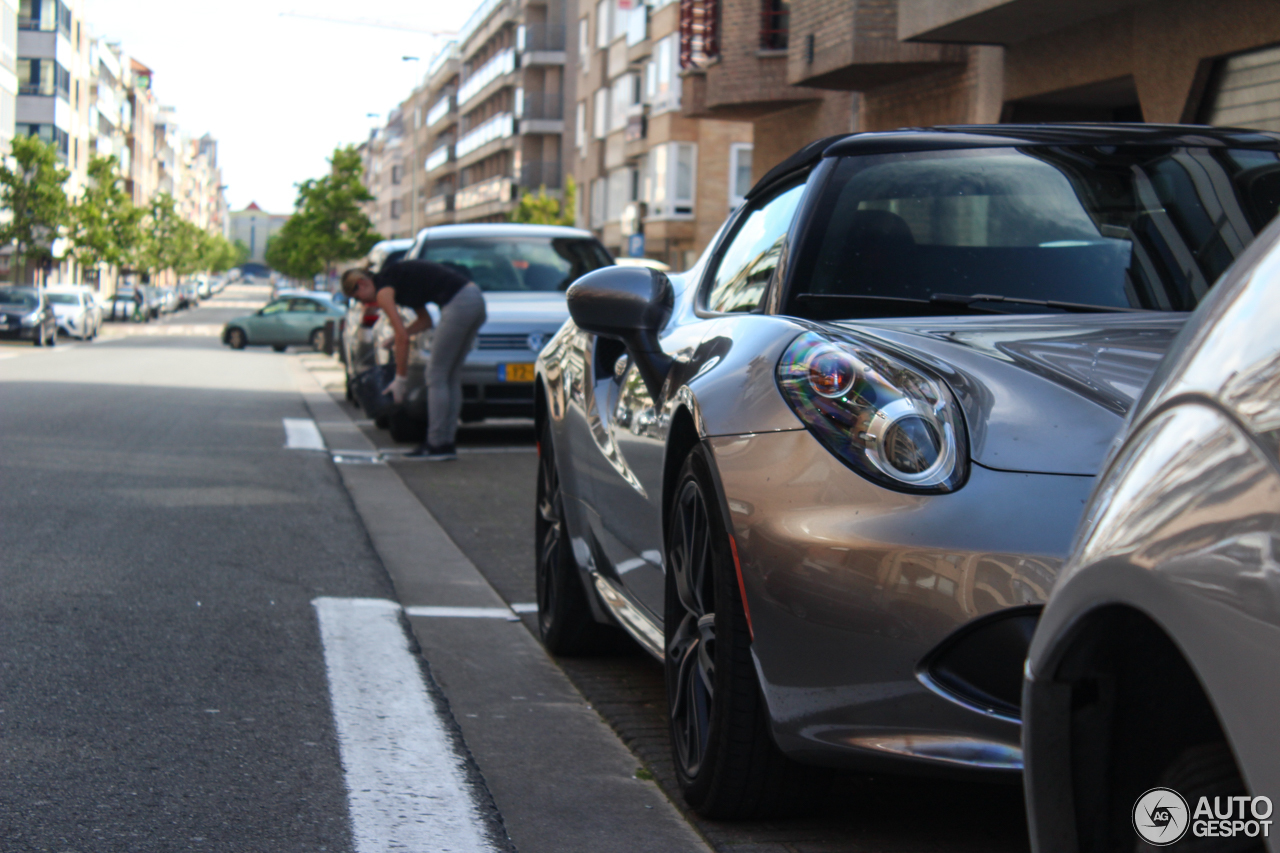 Alfa Romeo 4C Spider