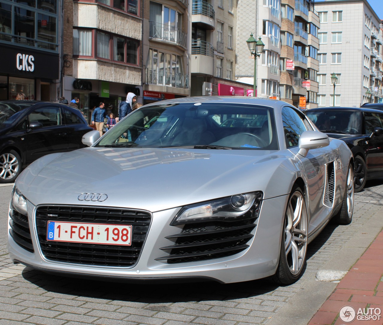 Audi R8