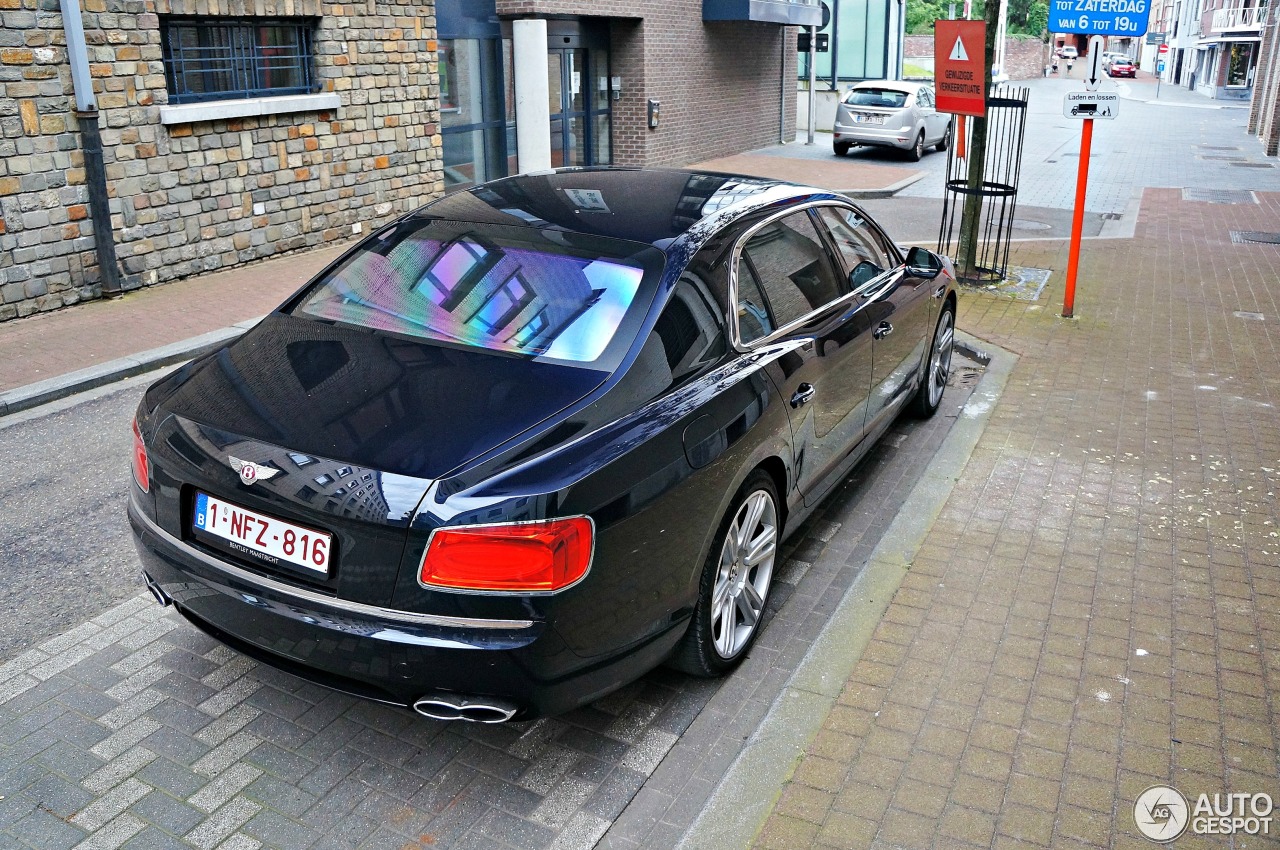 Bentley Flying Spur V8