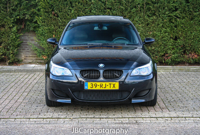 BMW M5 E60 2005