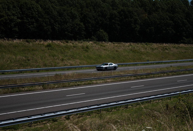 Dodge Challenger SRT-8