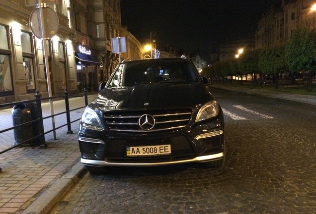 Mercedes-Benz ML 63 AMG W166