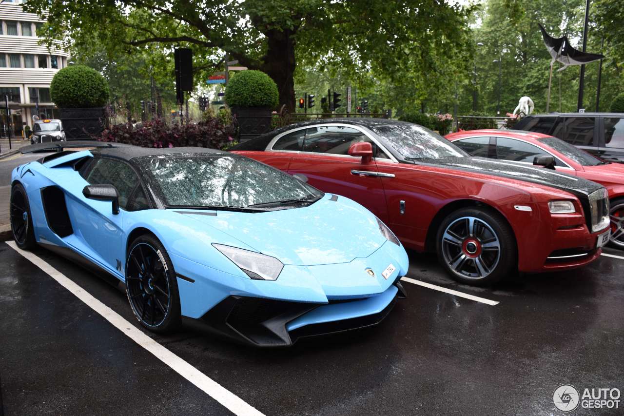 Lamborghini Aventador LP750-4 SuperVeloce Roadster