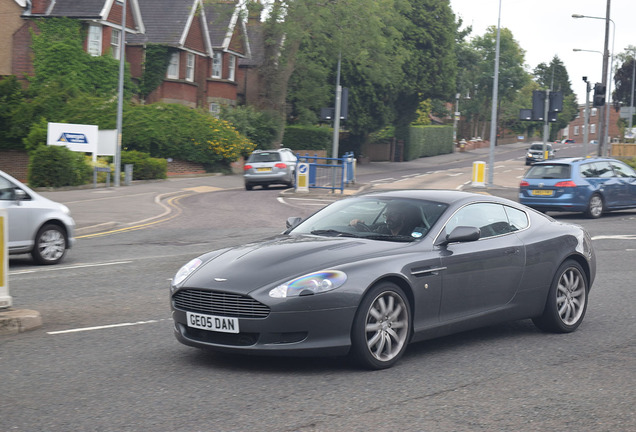 Aston Martin DB9