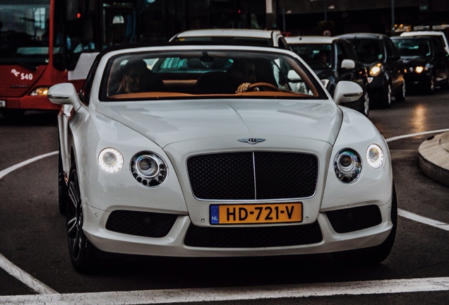 Bentley Continental GTC V8