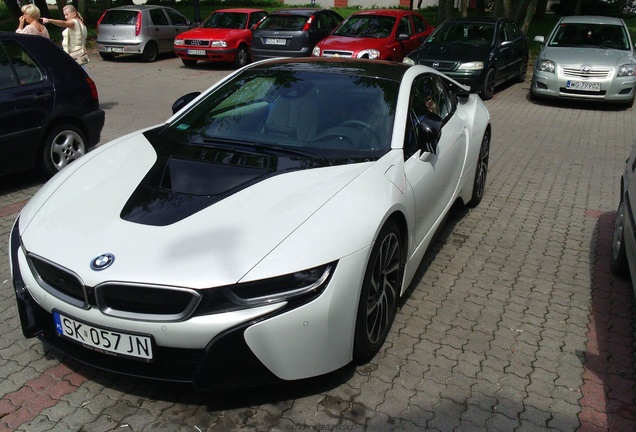 BMW i8