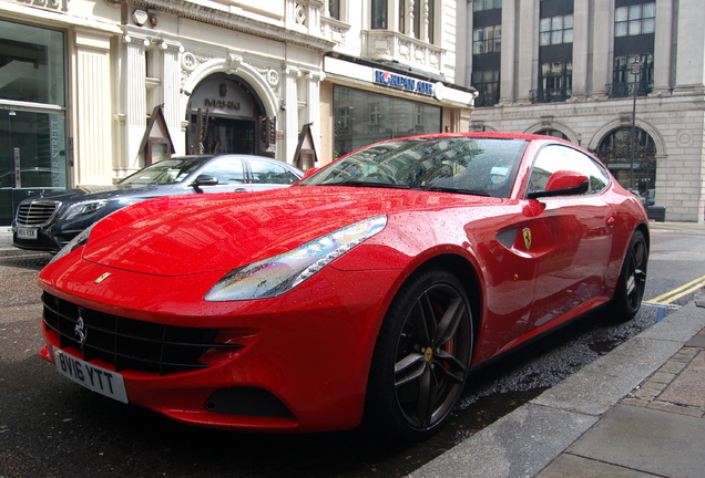 Ferrari FF