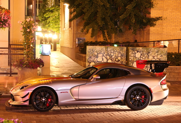 SRT 2016 Viper ACR Extreme