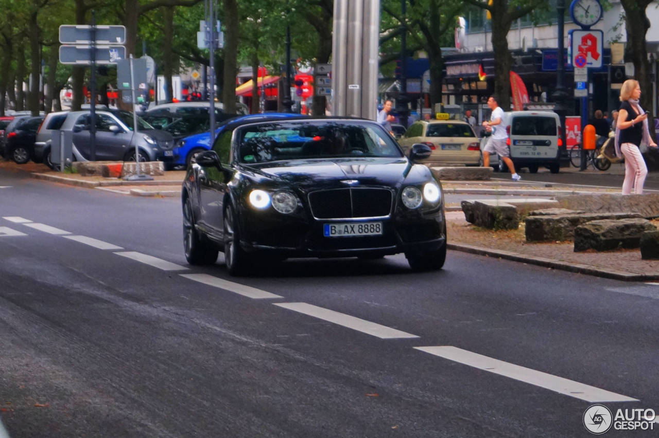 Bentley Continental GTC V8